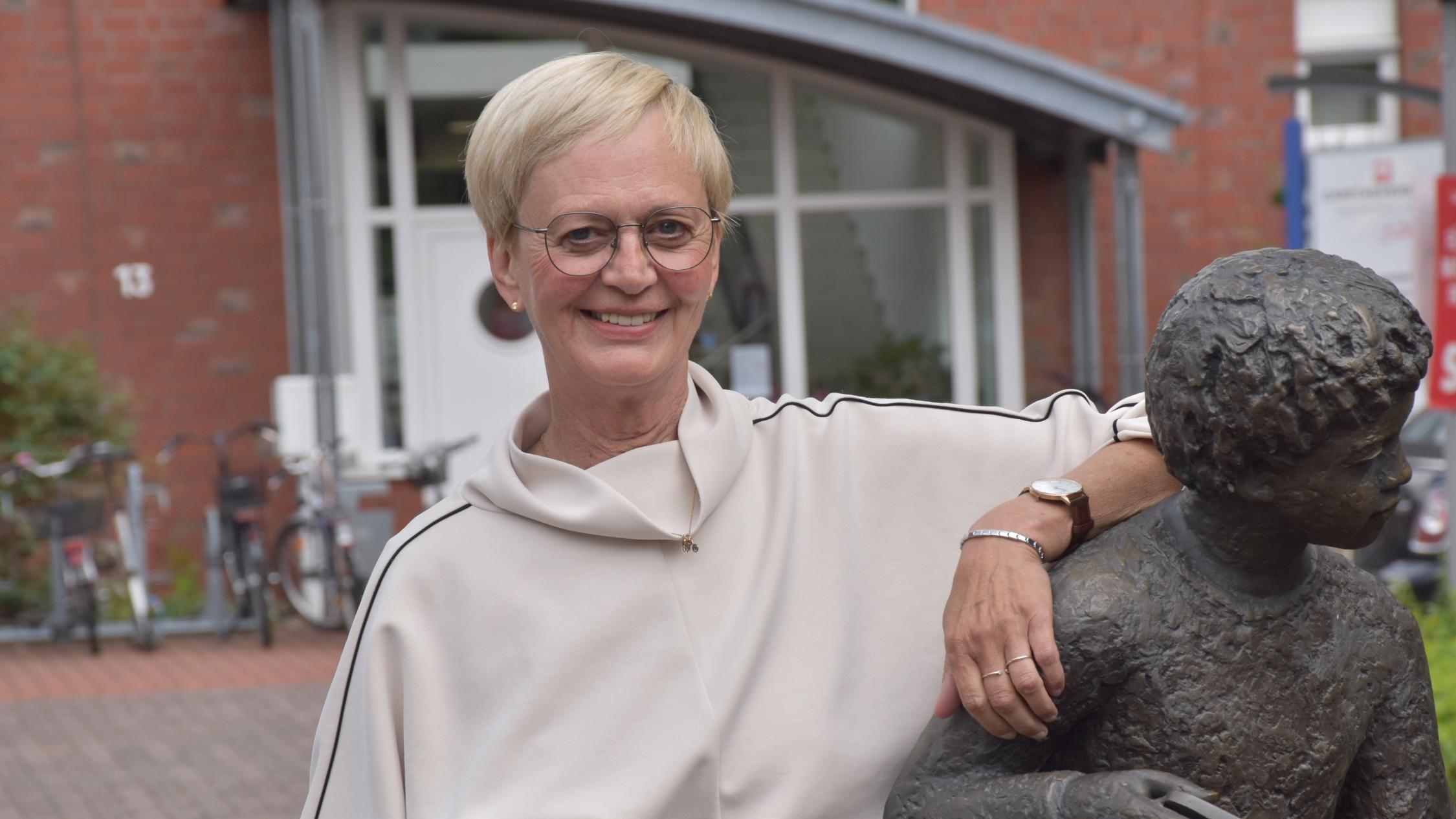 Brigitte Timmer, Leiterin des Familienunterstützenden Dienstes, geht Ende Juni nach 45 Berufsjahren in den Ruhestand.