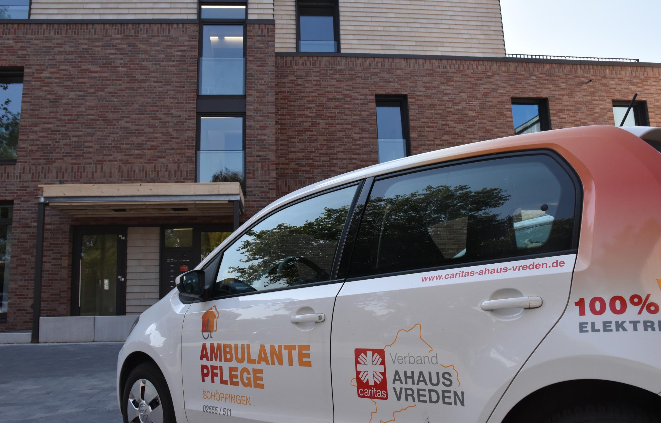 Die Caritas Ambulante Pflege Schöppingen ist jetzt in einem Neubau an der Hauptstraße 70 zu finden.