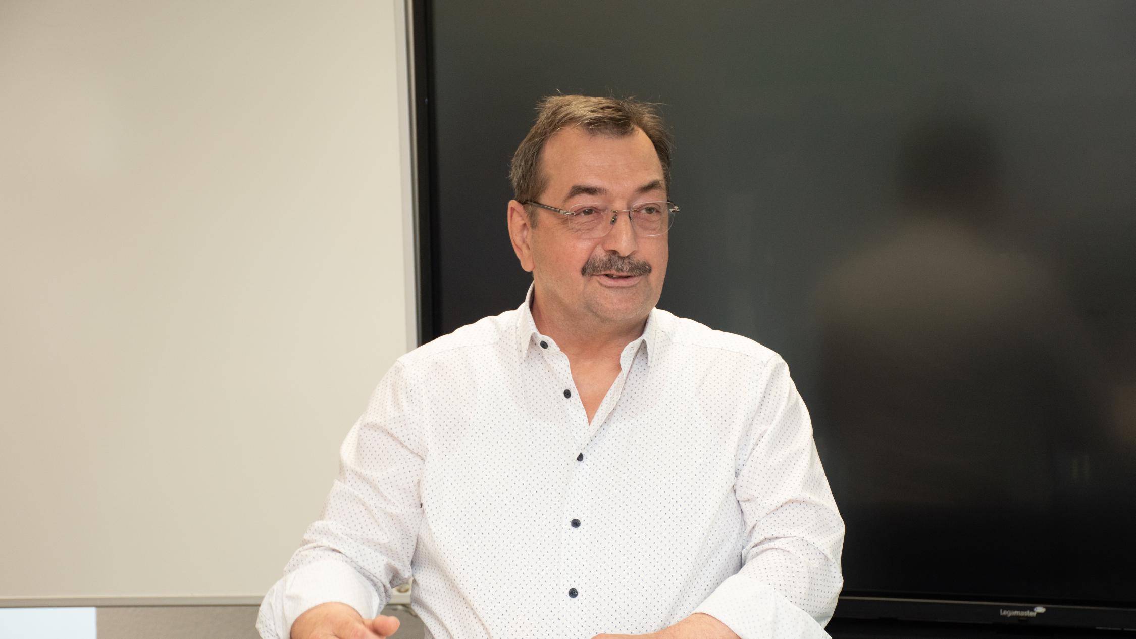 Reinhard Sicking, langjähriger Schulleiter des Caritas Bildungszentrums Ahaus-Wessum.