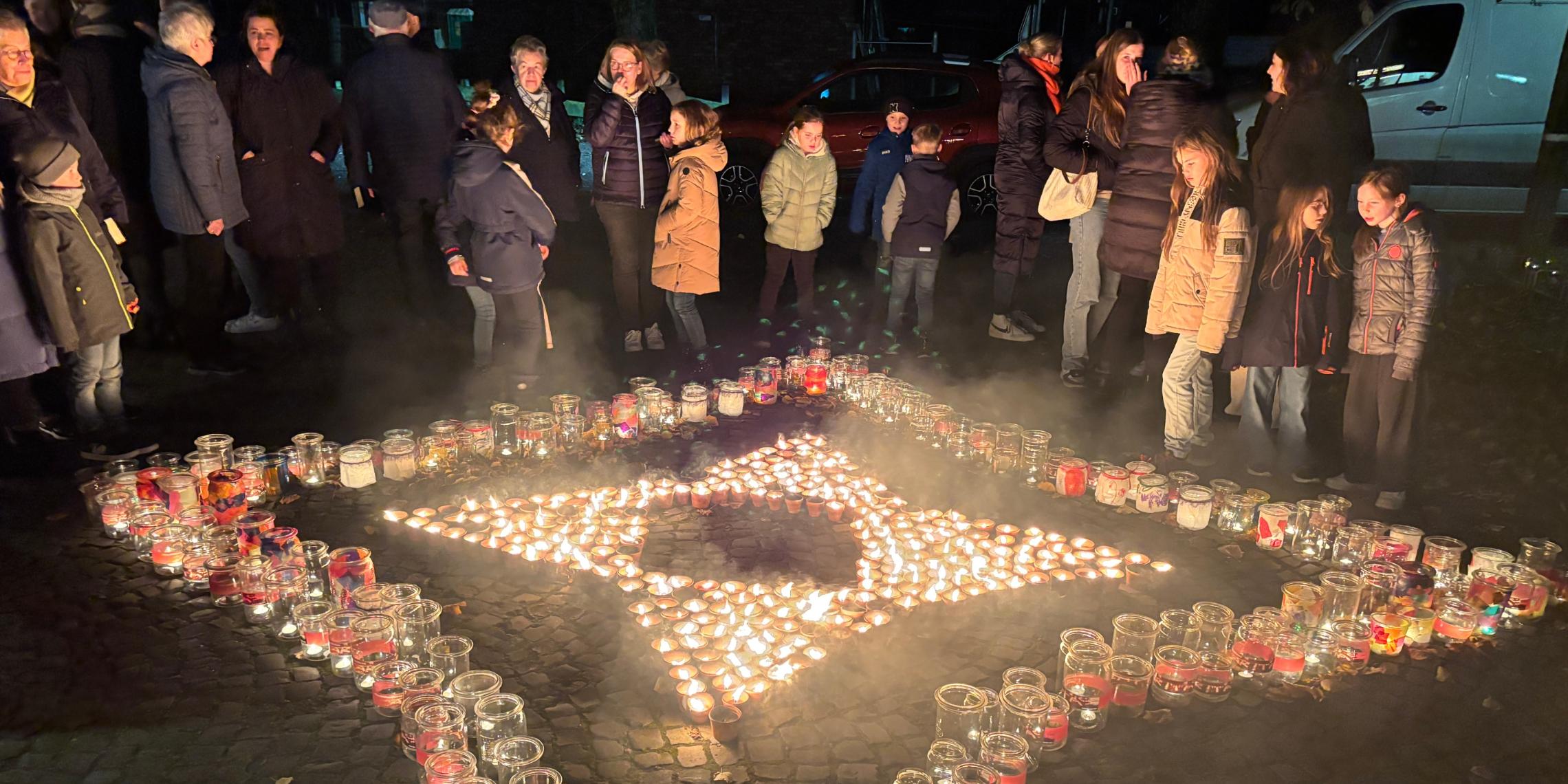 Viele kleine Lichter als Zeichen der Hoffnung